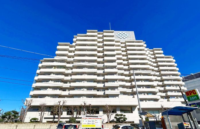 ザ・スクエア 外観