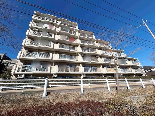 オリエント聖蹟桜ヶ丘ハウス 外観