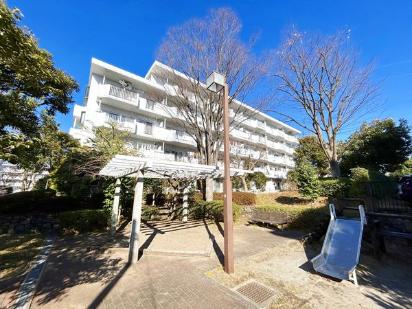 多摩ニュータウンホームタウン貝取2 2-7-2号棟 外観 多摩ニュータウンホームタウン貝取2 2-7-2号棟 外観