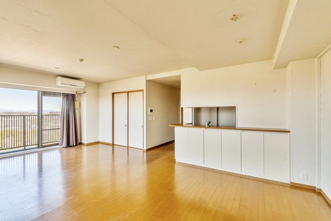 ローレルスクエア南大沢 6番館 リビング