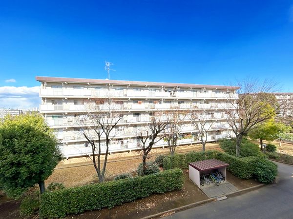 多摩ニュータウン豊ヶ丘5-1団地 5-1-9号棟 外観