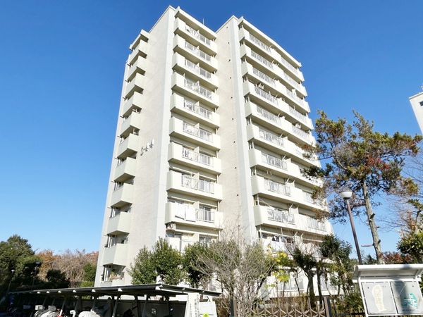 多摩ニュータウン落合団地 3-4-4号棟 外観 多摩ニュータウン落合団地 3-4-4号棟 外観