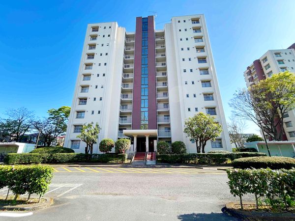多摩ニュータウン貝取団地 4-1-3号棟 外観