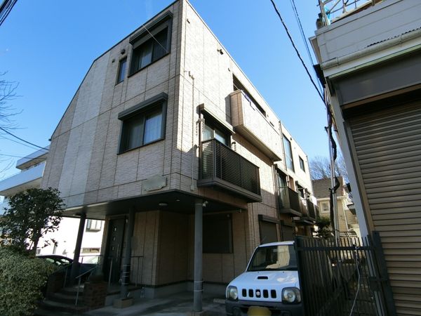 多摩市鶴牧2丁目 賃貸併用住宅 外観