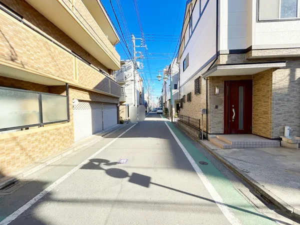 前面道路（北側公道）