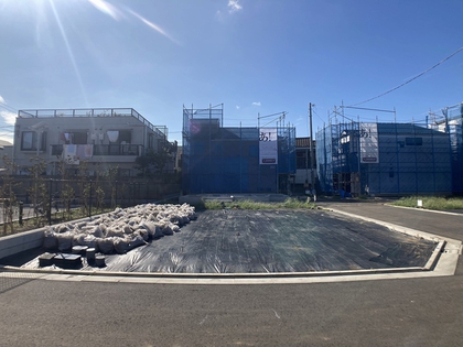 三鷹市牟礼1丁目 土地 5区画 前面道路含む外観