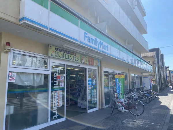 徒歩４分