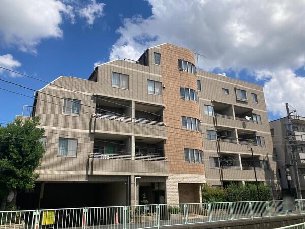 スターロワイヤル久我山 外観