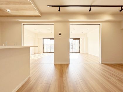 一橋学園サマリヤマンション リビング