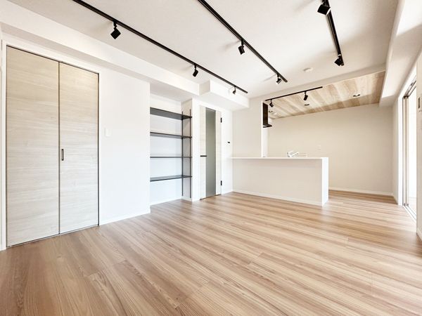 一橋学園サマリヤマンション リビング