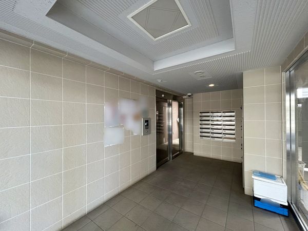 ホームズ世田谷 エントランス ホームズ世田谷 エントランス