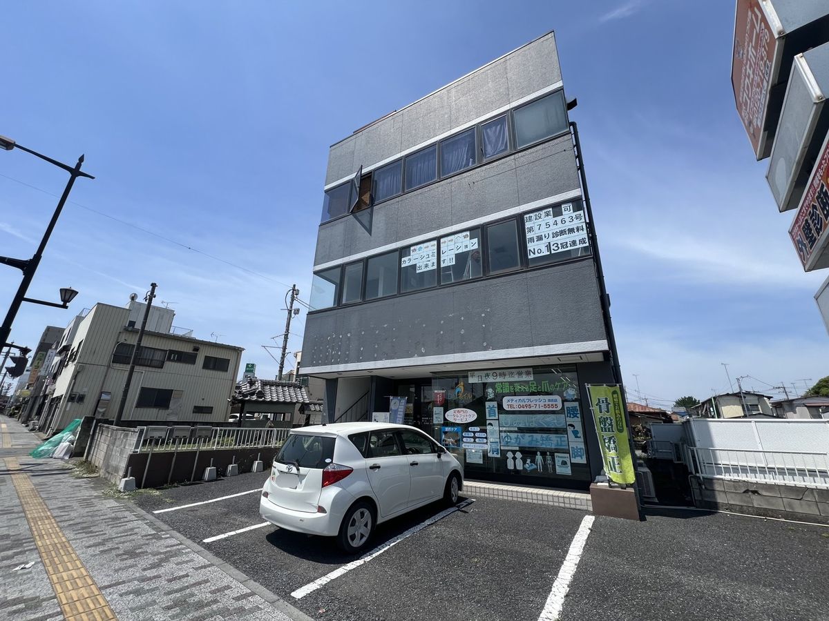 ワイエムビル 外観 外観