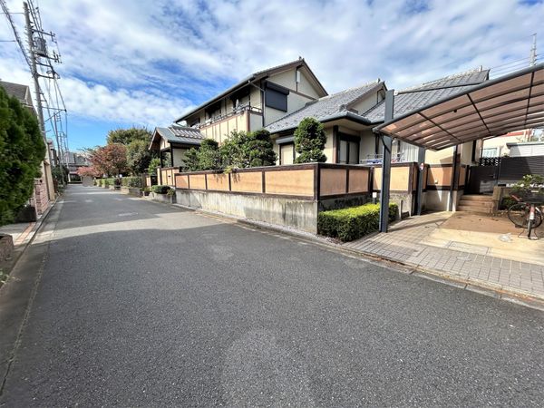 国立市中1丁目 前面道路含む外観