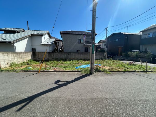 府中市北山町4丁目 新築戸建 前面道路含む外観 府中市北山町4丁目 新築戸建 前面道路含む外観