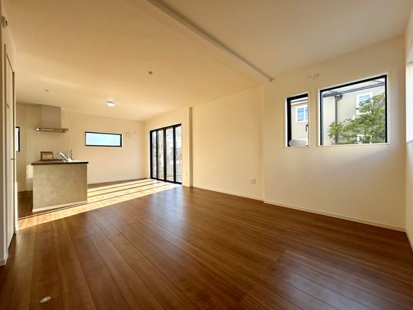 国分寺市高木町3丁目 1号棟 リビング