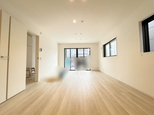 国分寺市戸倉3丁目 2号棟 リビング