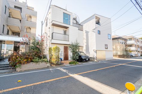 国立市西2丁目 戸建 駐車場