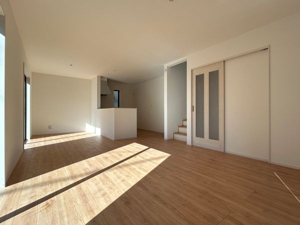 立川市若葉町2丁目 B号棟 リビング