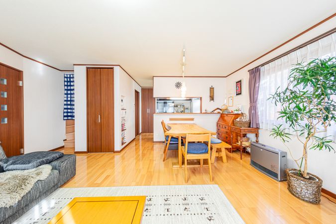 国立市東3丁目 戸建 リビング