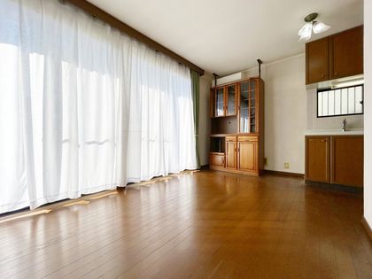 国立市泉5丁目 戸建 リビング