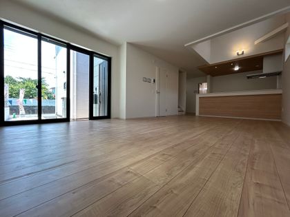 国立市東3丁目 新築戸建 2号棟 リビング