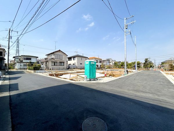 国分寺市富士本3丁目 4号棟 前面道路含む外観 国分寺市富士本3丁目 4号棟 前面道路含む外観