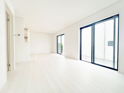 国立市青柳1丁目 C号棟 リビング