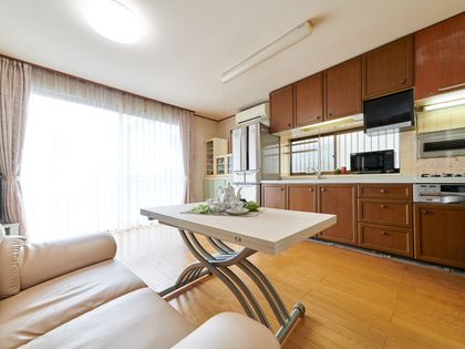 府中市北山町2丁目 戸建 リビング