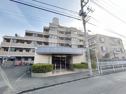 リーベスト国立 外観