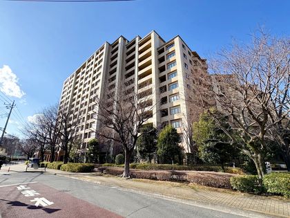 グランソシエ国立ウエストウイング 外観