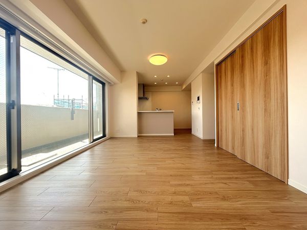 サンクレイドル国立 リビング サンクレイドル国立 リビング