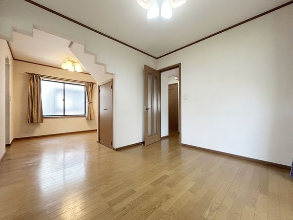 小金井市貫井南町4丁目 戸建 リビング
