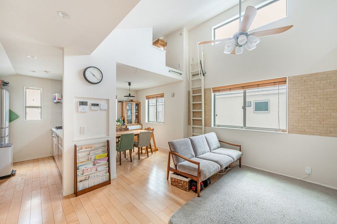 小金井市緑町5丁目 戸建 リビング