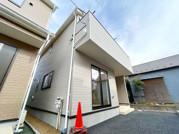 小金井市本町3丁目 新築戸建 3号棟 駐車場