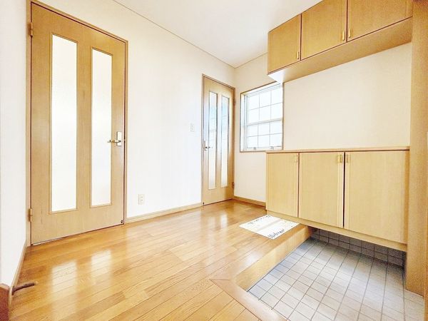 小金井市前原町5丁目 戸建 玄関