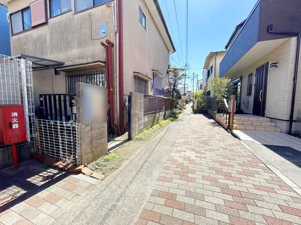 西側前面道路（幅員約1.7ｍ～約2.8ｍ）