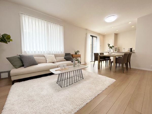 ファインコート武蔵小金井パークサイドヴィラ 1号棟 リビング