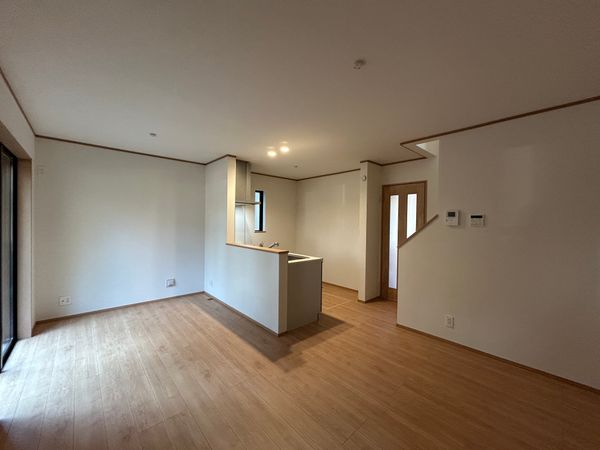 小平市上水南町4丁目 新築戸建 2号棟 リビング
