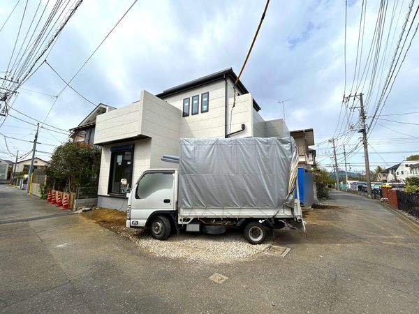 小金井市貫井南町5丁目 新築戸建 前面道路含む外観 小金井市貫井南町5丁目 新築戸建 前面道路含む外観