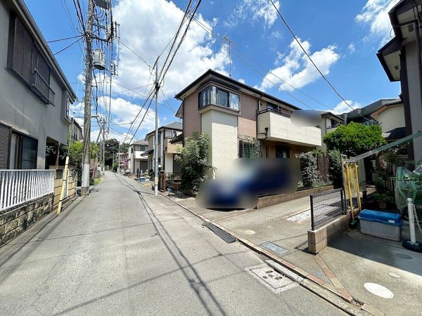 前面道路含む外観