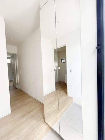 小平市小川町1丁目 新築戸建 玄関 小平市小川町1丁目 新築戸建 玄関