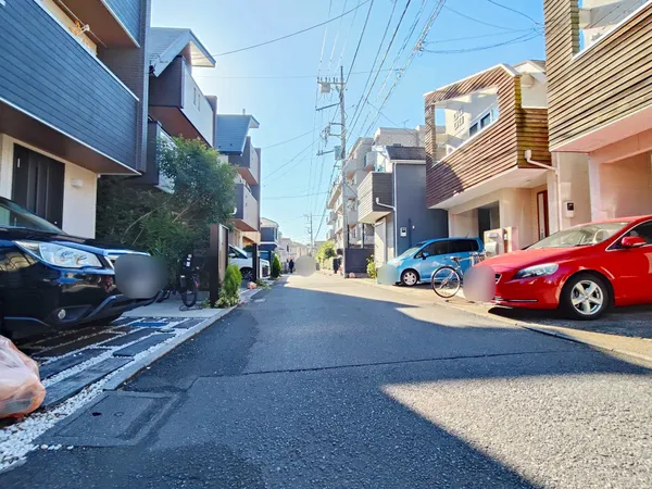 前面道路(公道)