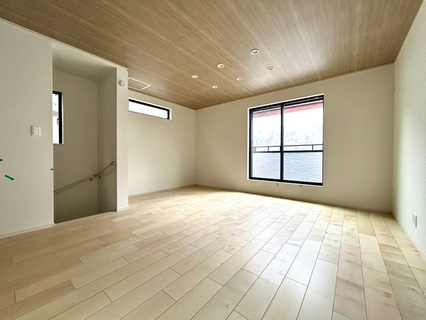 三鷹市下連雀6丁目 新築戸建 リビング