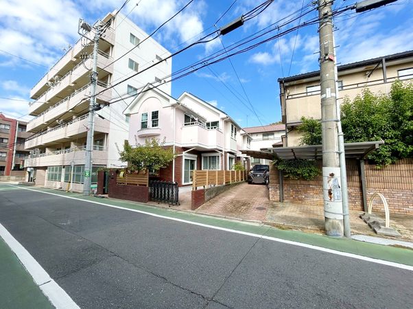 三鷹市下連雀4丁目 前面道路含む外観 三鷹市下連雀4丁目 前面道路含む外観