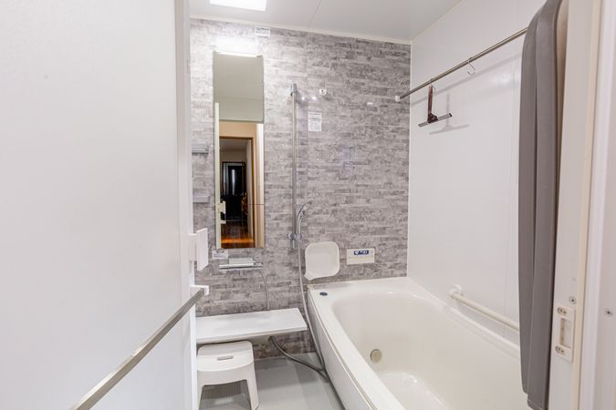 三鷹市下連雀4丁目 戸建 バス