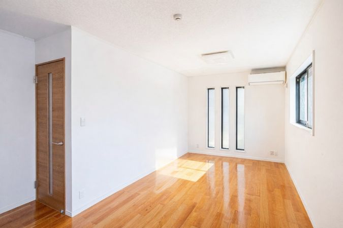 三鷹市下連雀4丁目 戸建 リビング