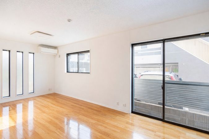 三鷹市下連雀4丁目 リビング 三鷹市下連雀4丁目 リビング