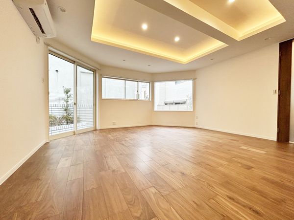 三鷹市井の頭3丁目 戸建 リビング