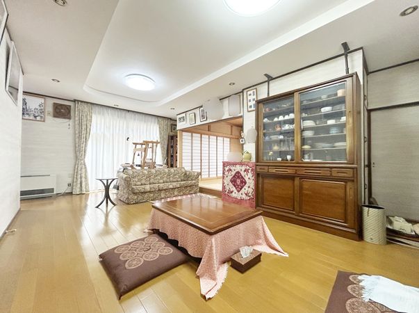 三鷹市上連雀7丁目 戸建 リビング