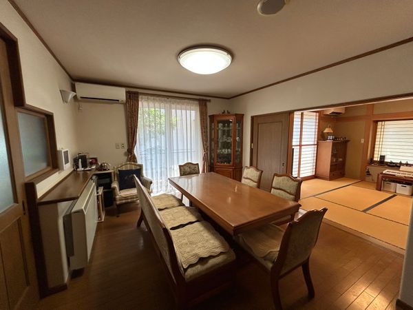 武蔵野市吉祥寺北町1丁目戸建 リビング